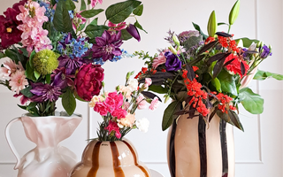Ingen stress før festen. Dekorer med blomster som holder seg vakre år etter år