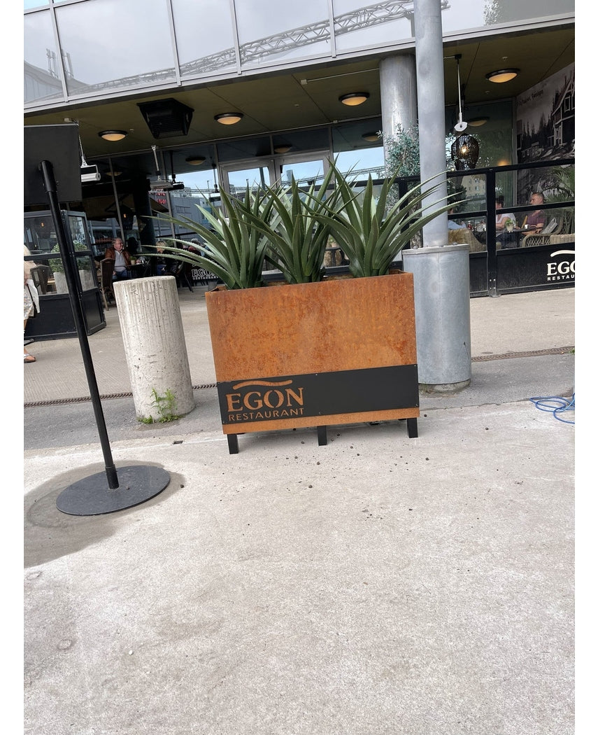 P1 u/logo Egon Restauranter L90cm - H65cm - D30cm