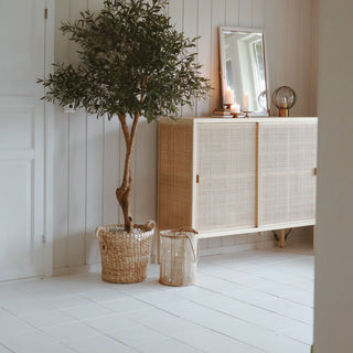 Interiørfavorittene mot slutten av året som vi tar med oss inn i 2026 – Etterspørselen og ønsket om kunstige planter vokser for hvert år